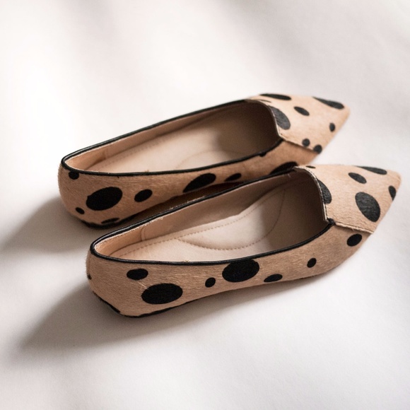 Polkda dot faux fur flats by All Black - Picture 1 of 5